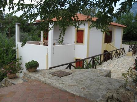 Hotel Heleni Apartments Epidaurus Eksteriør billede